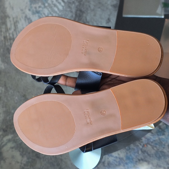 Amazon Essentials Sandal - Picture 6 of 7
